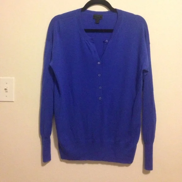 New J. Crew Collection 100% cashmere featherweight button down popover sweater - Picture 2 of 4